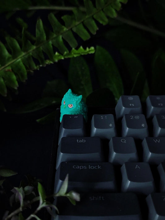 Owl artisan keycap #67