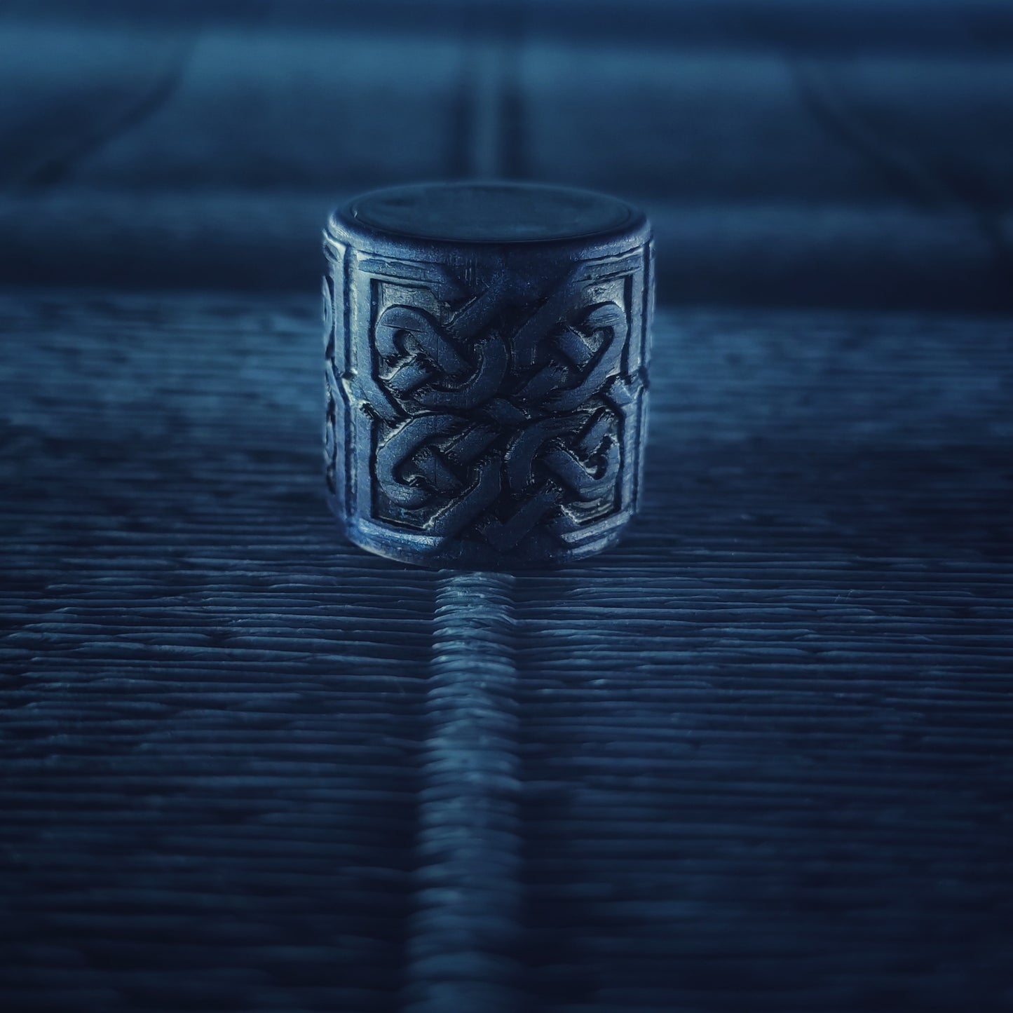 Norse knob
