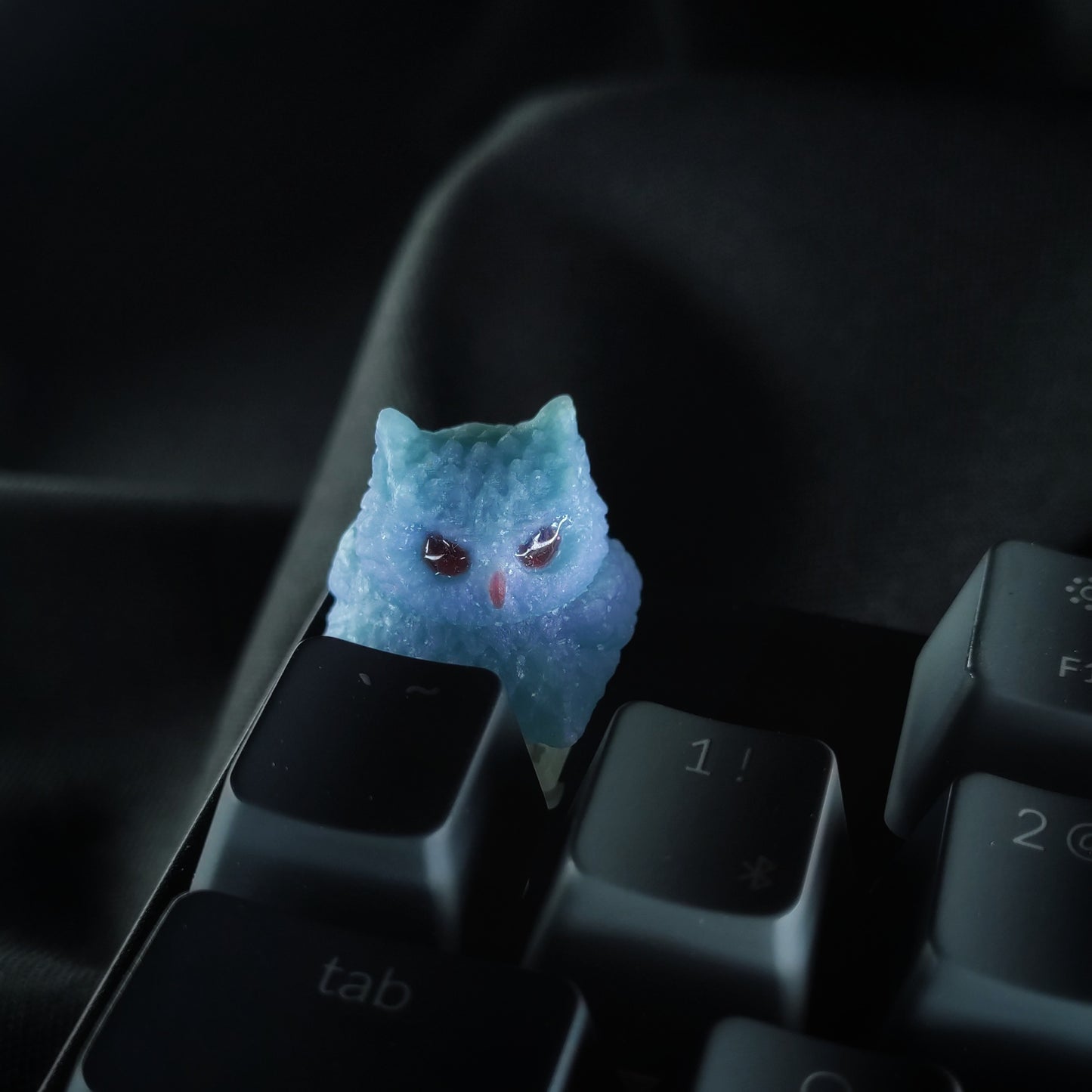 フクロウ職人 キーキャップ #2