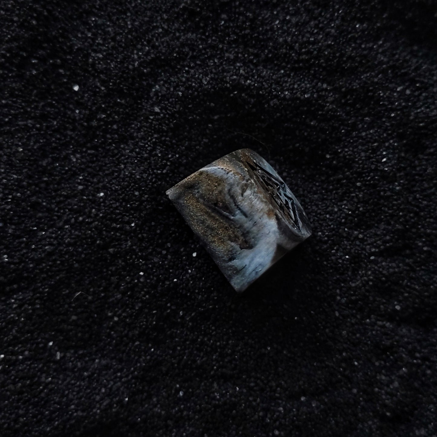 Valknut artisan keycaps | Ash collection