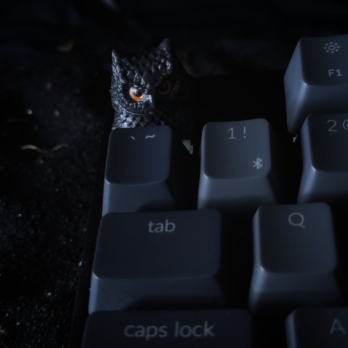 フクロウ職人 キーキャップ #78