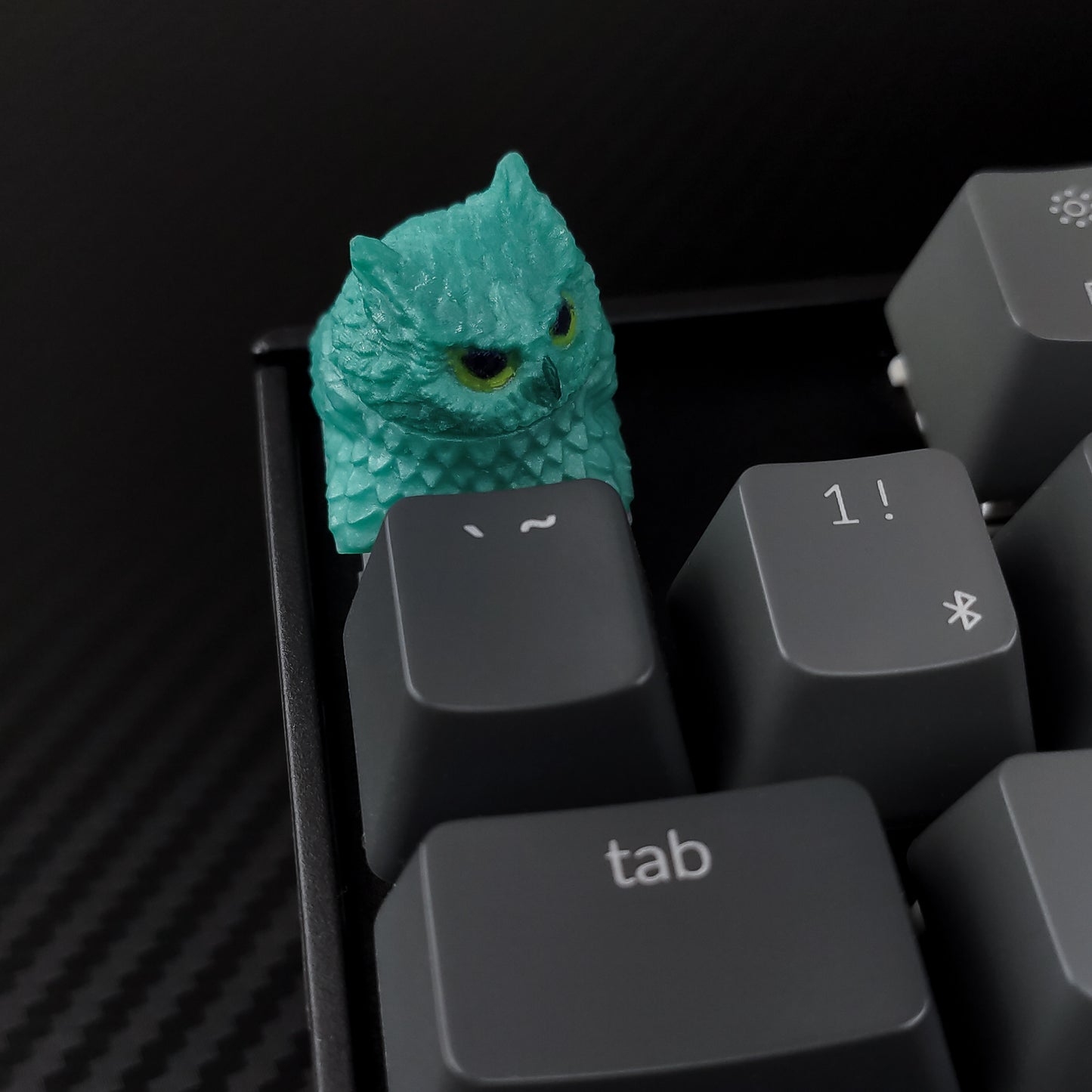 フクロウ職人 キーキャップ #25