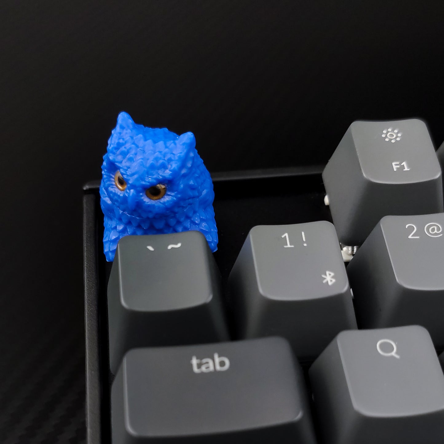 フクロウ職人 キーキャップ #79