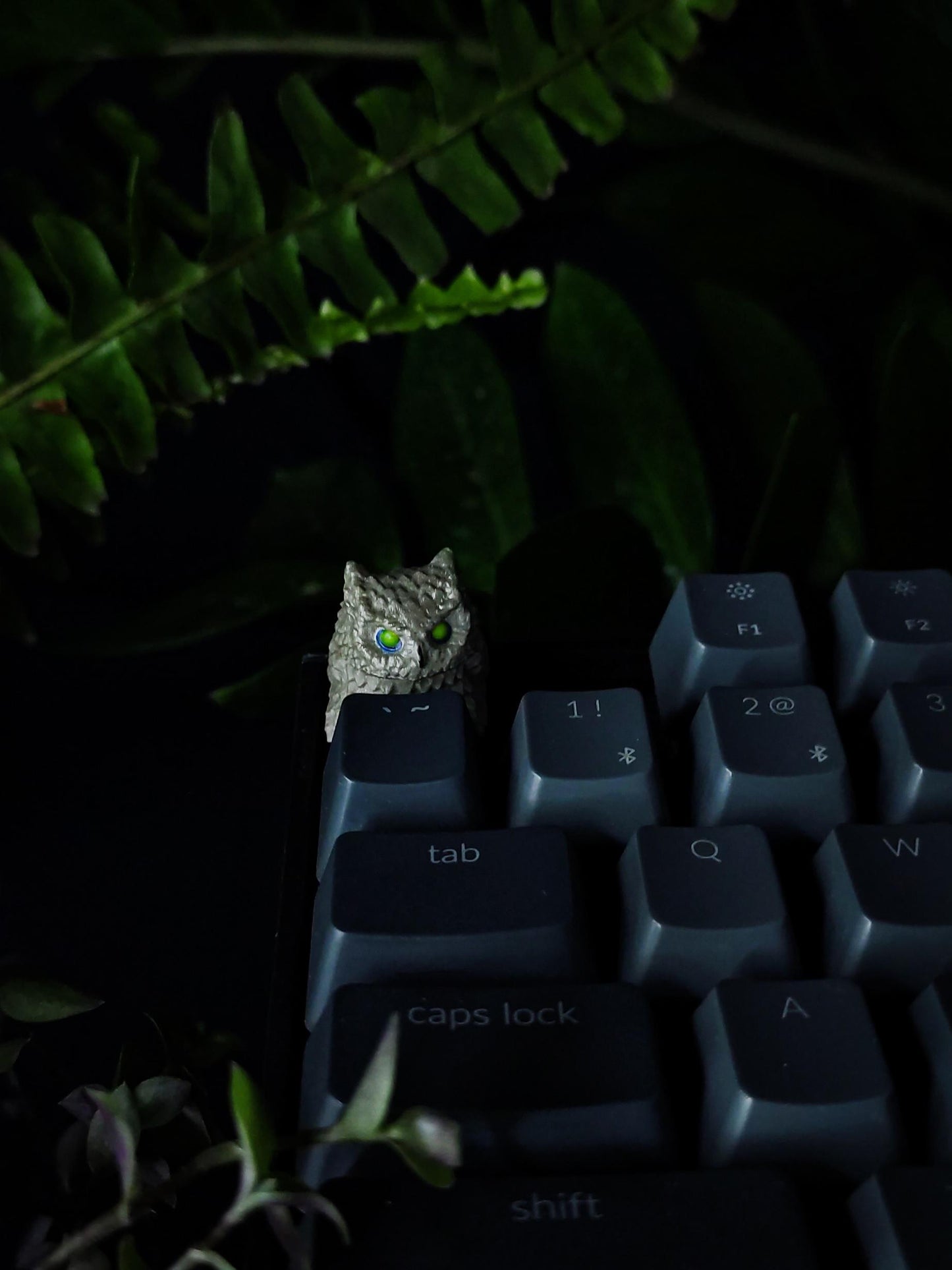 フクロウ職人 キーキャップ #73