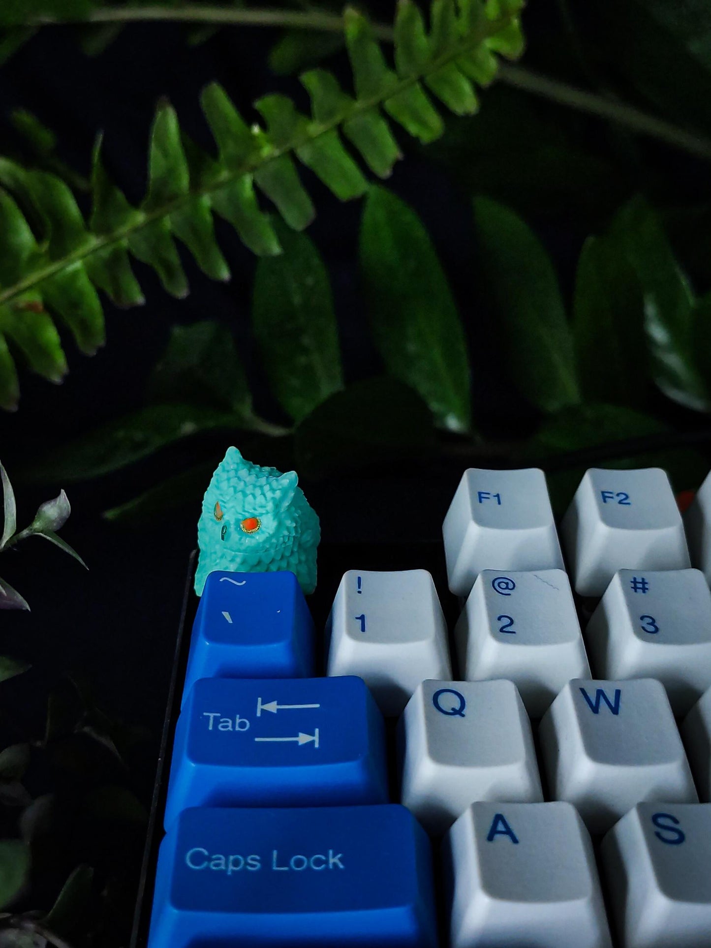 Owl artisan keycap #66