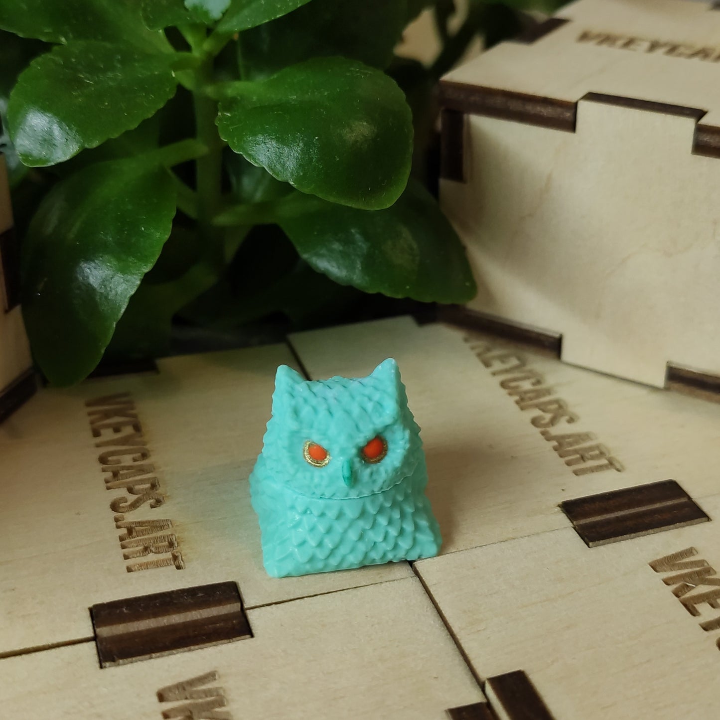 Owl artisan keycap #66