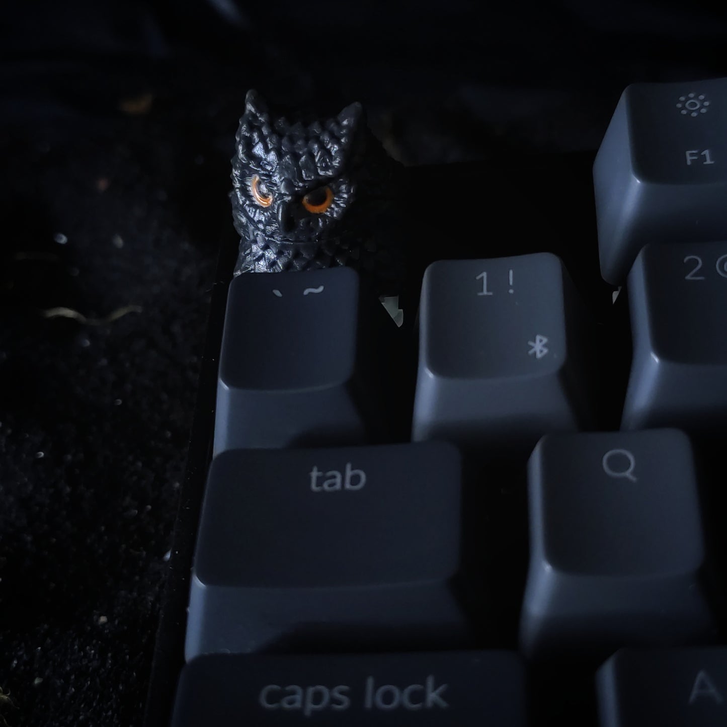 Owl artisan keycap #78