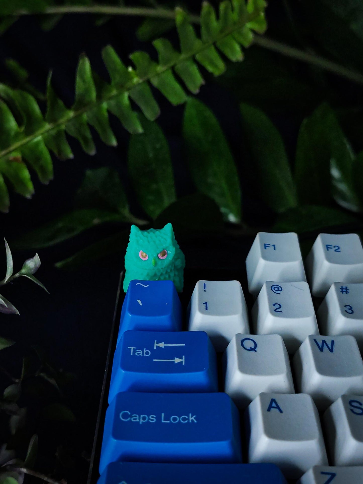 Owl artisan keycap #67
